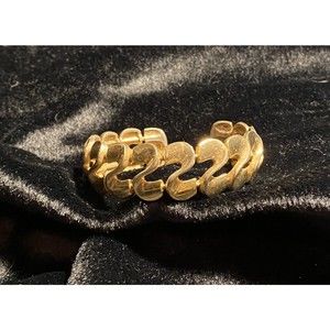 Vintage 60s Gold Cuff Bracelet Wave or S Design